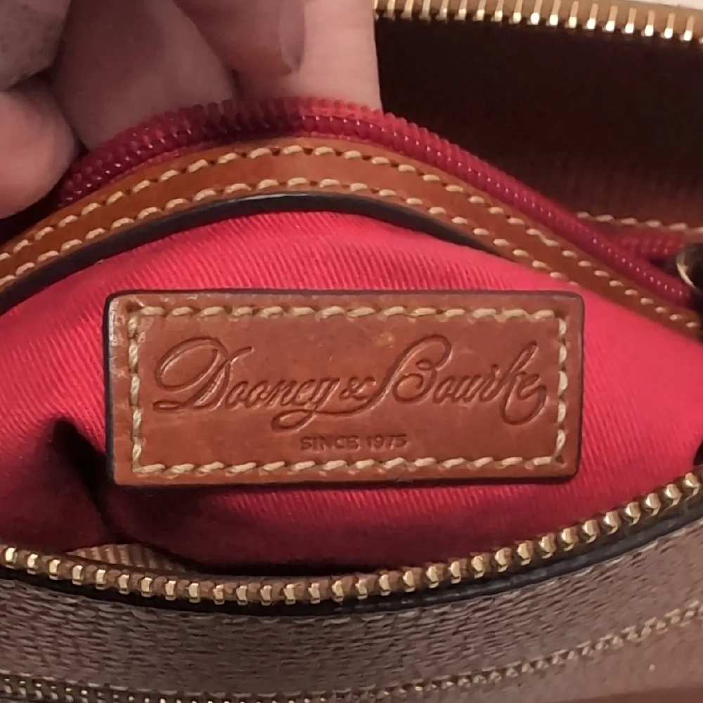 Dooney & Bourke Tan Leather Crossbody Bag - Picture 4 of 9